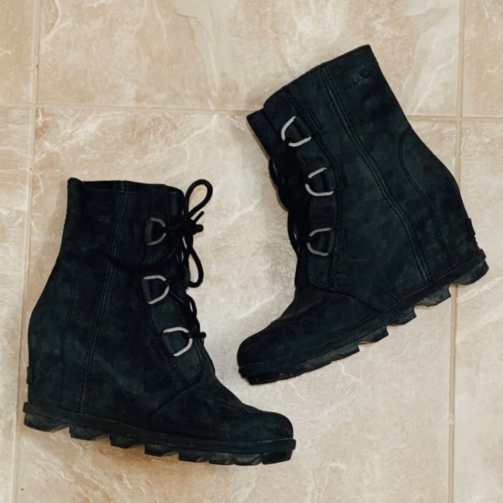 SOREL Joan of Arc Wedge Heel Boot